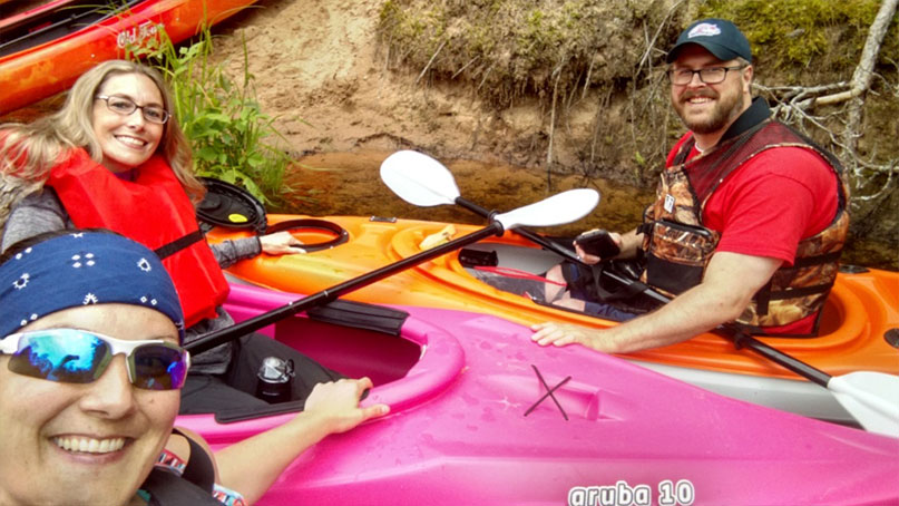 sarah-kayaking